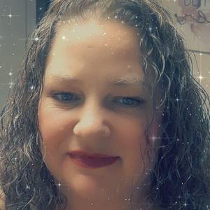 Meet your Posher, Valerie